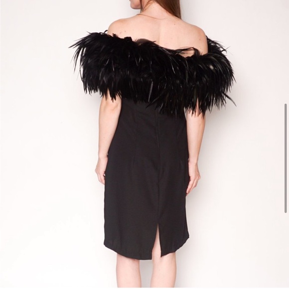 VINTAGE Dave & Johnny Black Feather Sheath Dress 8 - Picture 5 of 7